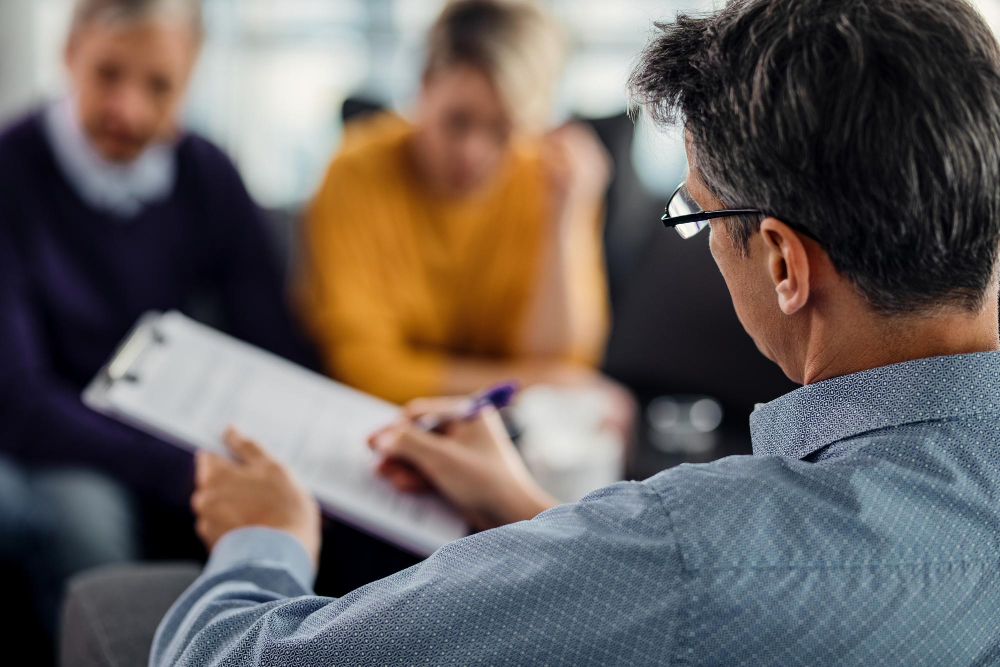Conselho consultivo fortalece a governança corporativa ao qualificar decisões estratégicas e ampliar a visão da liderança.